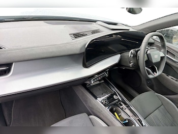 Used Audi Q3 2025 for sale - 78651022: Photo