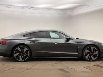 Used Audi RS e-tron GT 2022 for sale - 79702892: Photo