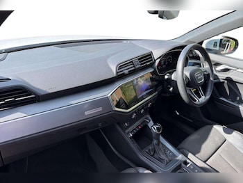 Used Audi Q3 2019 for sale - 78625335: Photo