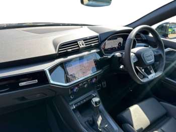 Used Audi Q3 2024 for sale - 74716366: Photo