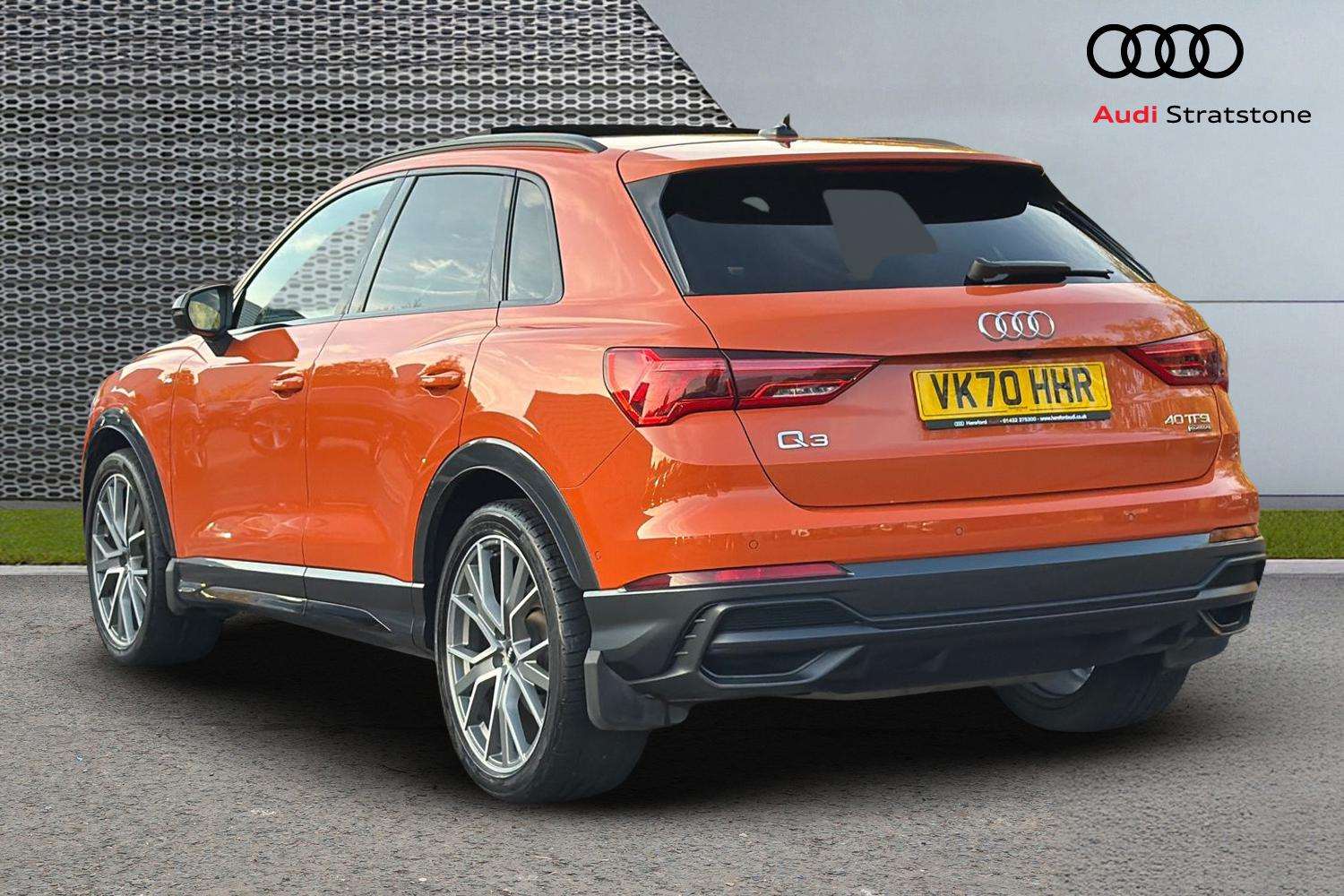 Used Audi Q3 2020 for sale - 76156054: Photo 3
