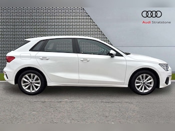 Used Audi A3 2023 for sale - 77232919: Photo