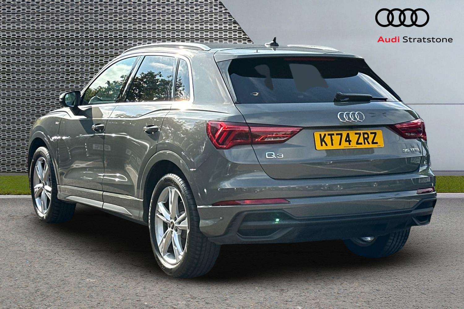 Used Audi Q3 2025 for sale - 76016204: Photo 3