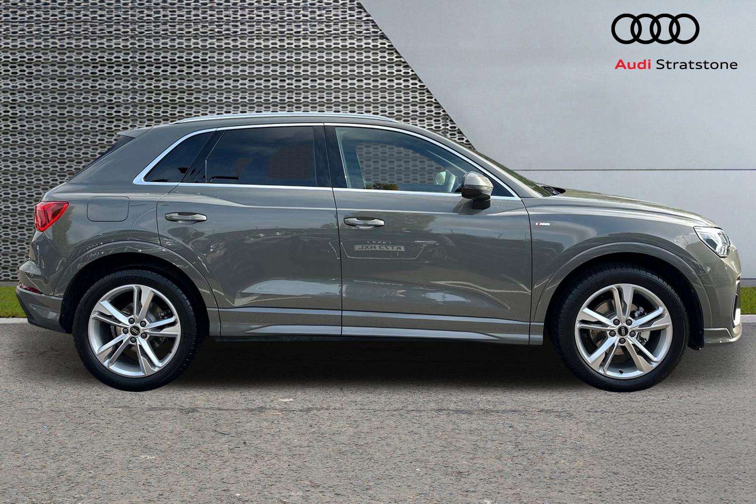 Used Audi Q3 2025 for sale - 76016204: Photo 4