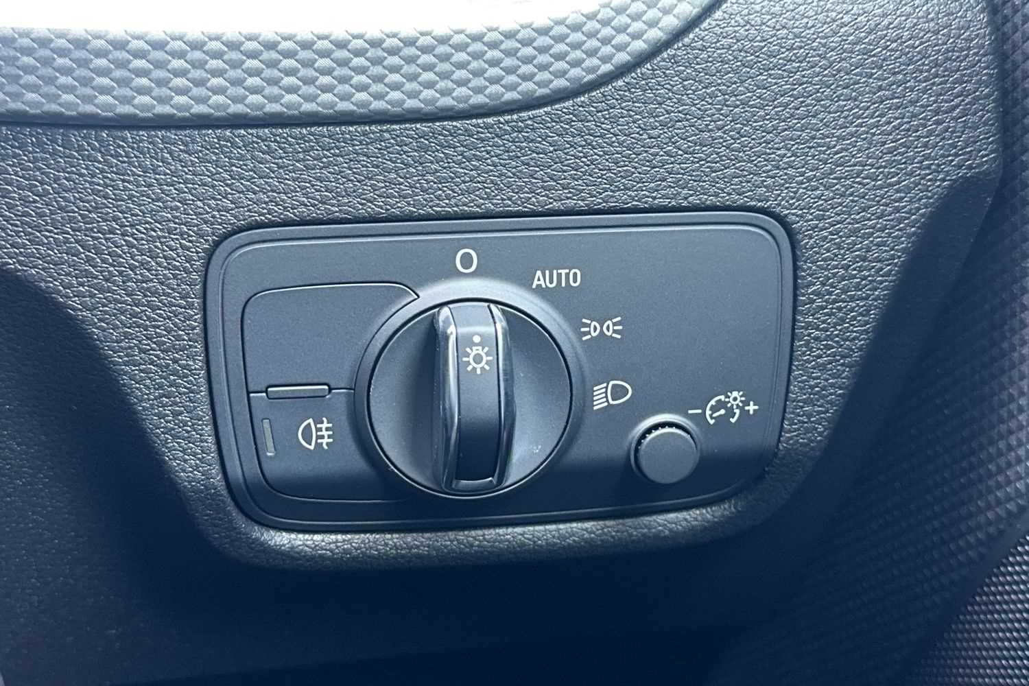 Used Audi Q2 2025 for sale - 76015942: Photo 22