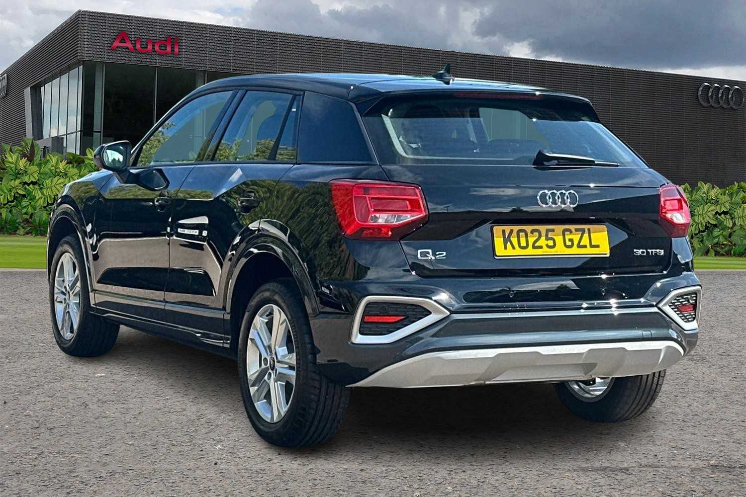 Used Audi Q2 2025 for sale - 76015942: Photo 3