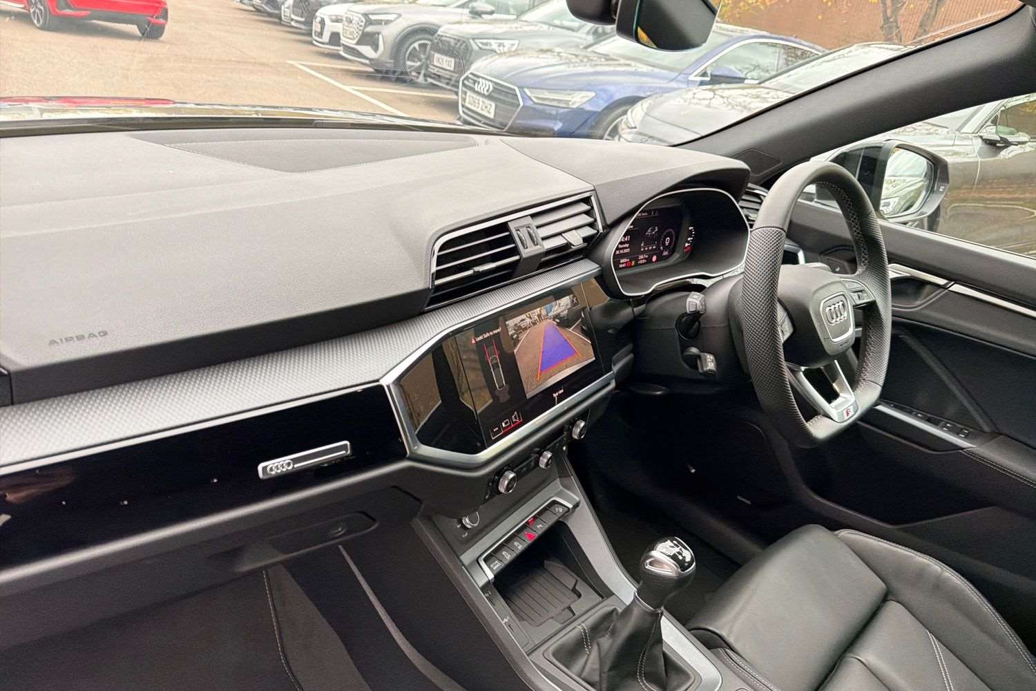 Used Audi Q3 2025 for sale - 76421195: Photo 2