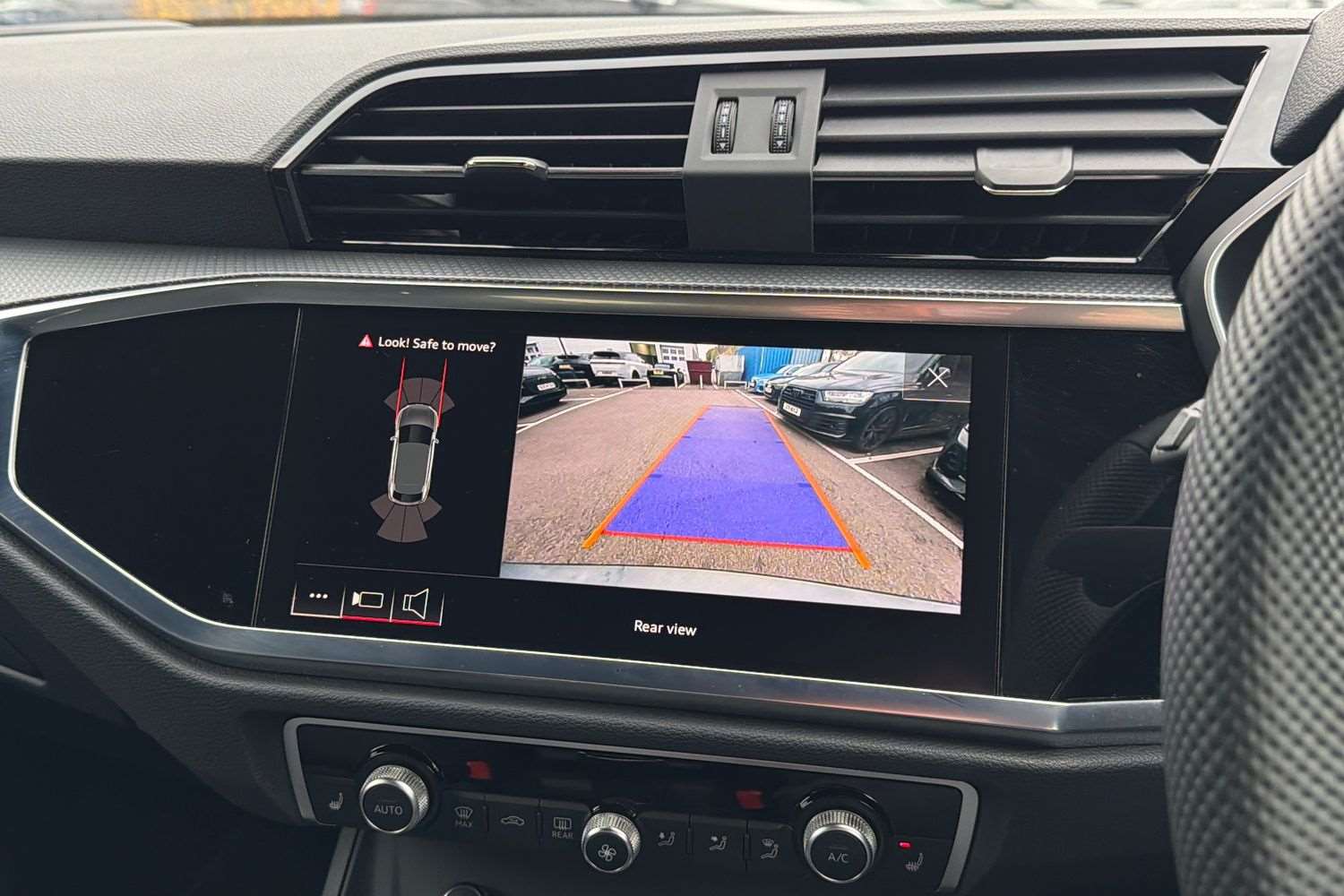 Used Audi Q3 2025 for sale - 76421195: Photo 26