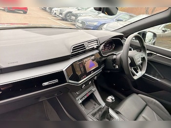 Used Audi Q3 2025 for sale - 76421195: Photo