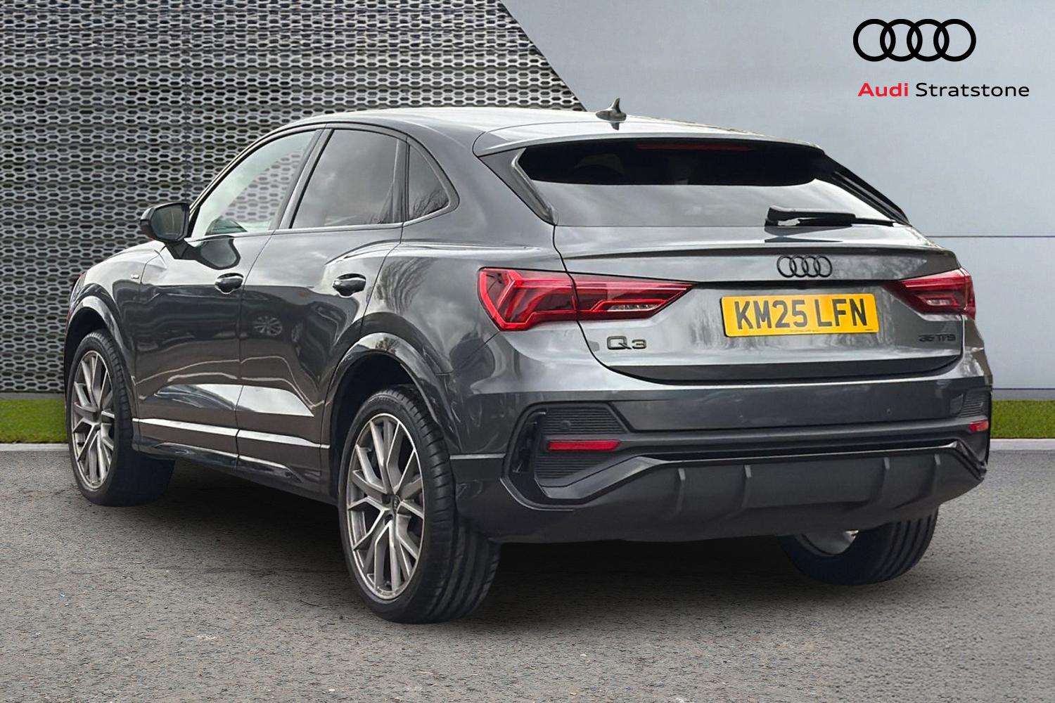 Used Audi Q3 2025 for sale - 76421195: Photo 3