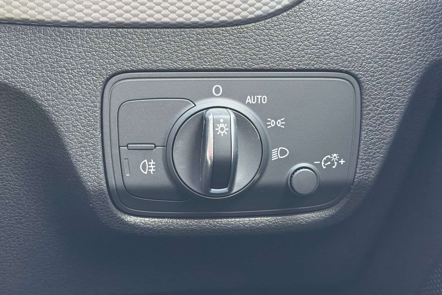 Used Audi Q2 2022 for sale - 76262518: Photo 33