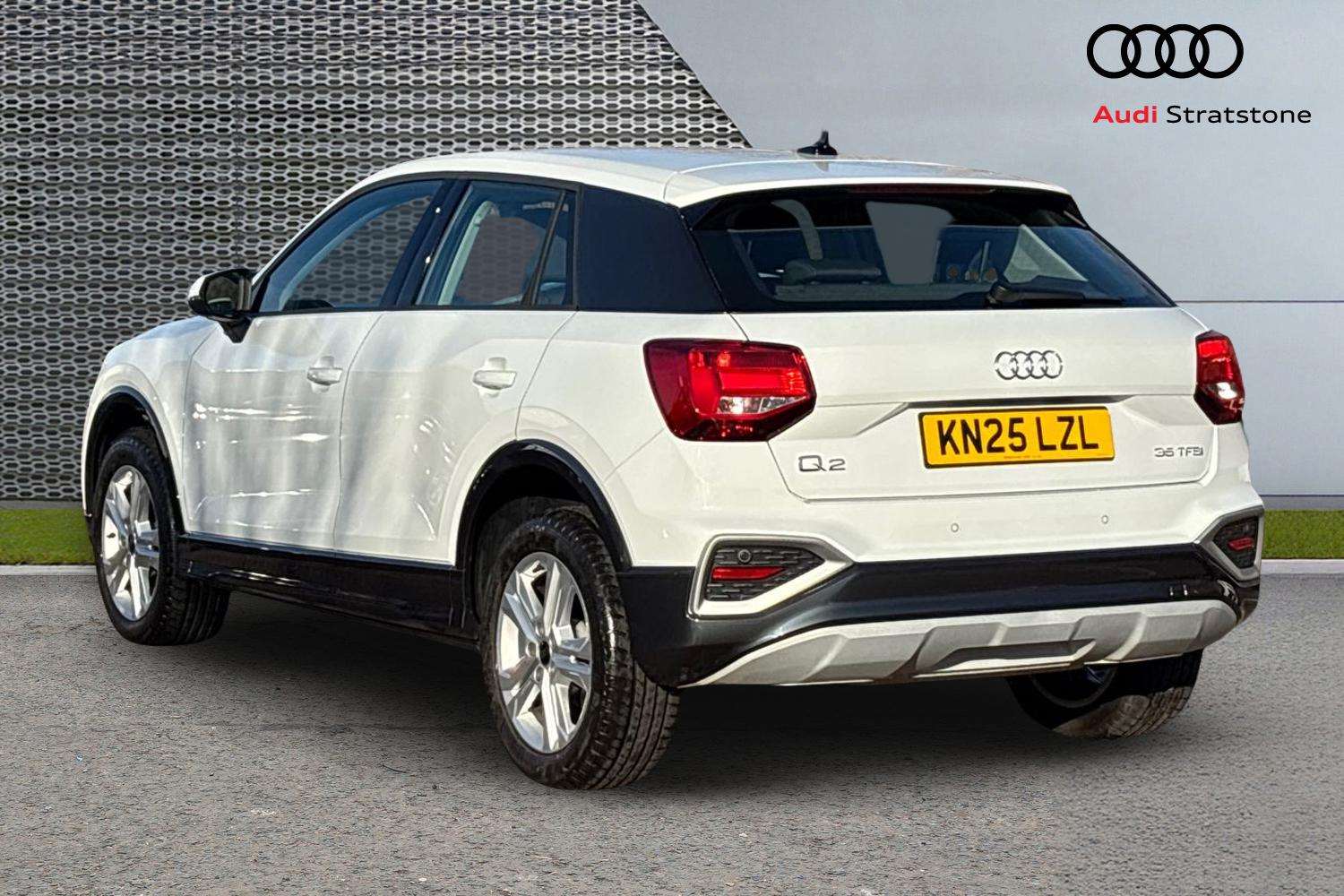 Used Audi Q2 2025 for sale - 76718164: Photo 3