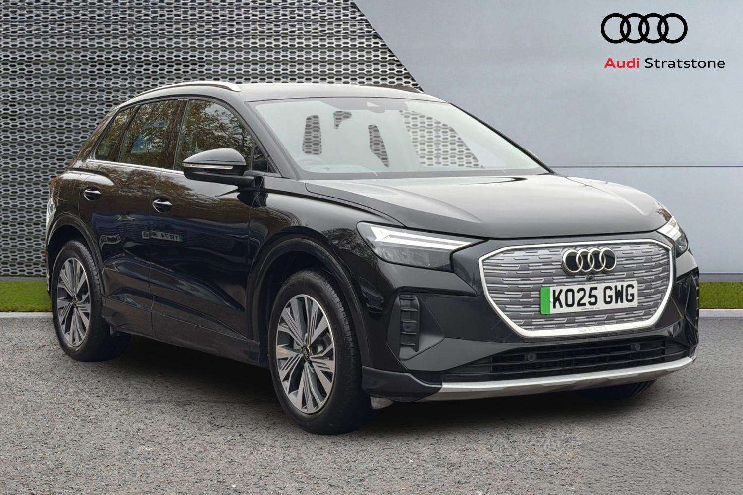 Used Audi Q4 e-tron 2025 for sale - 76272170: Photo 1
