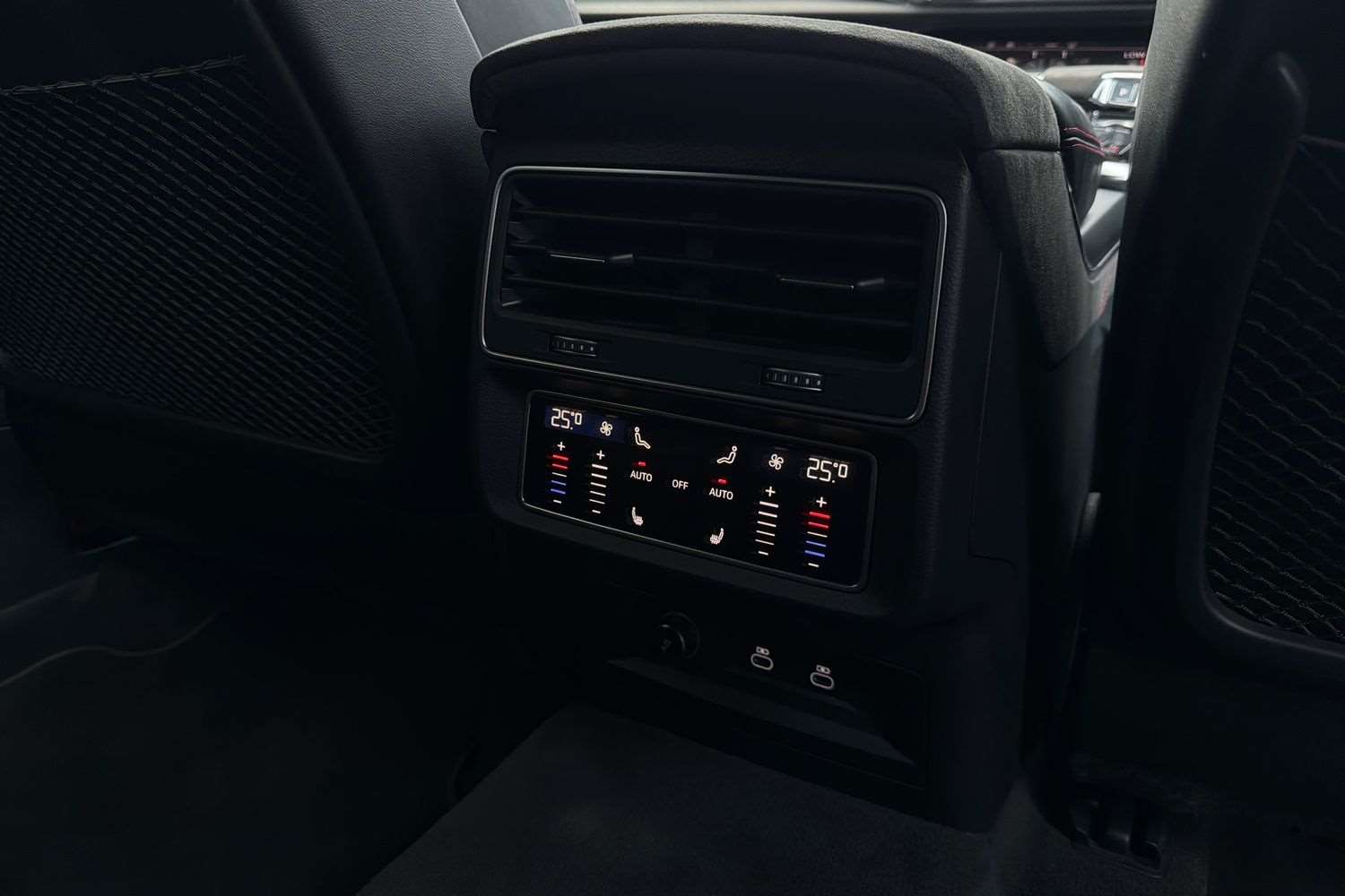 Used Audi RS Q8 2022 for sale - 77589145: Photo 23