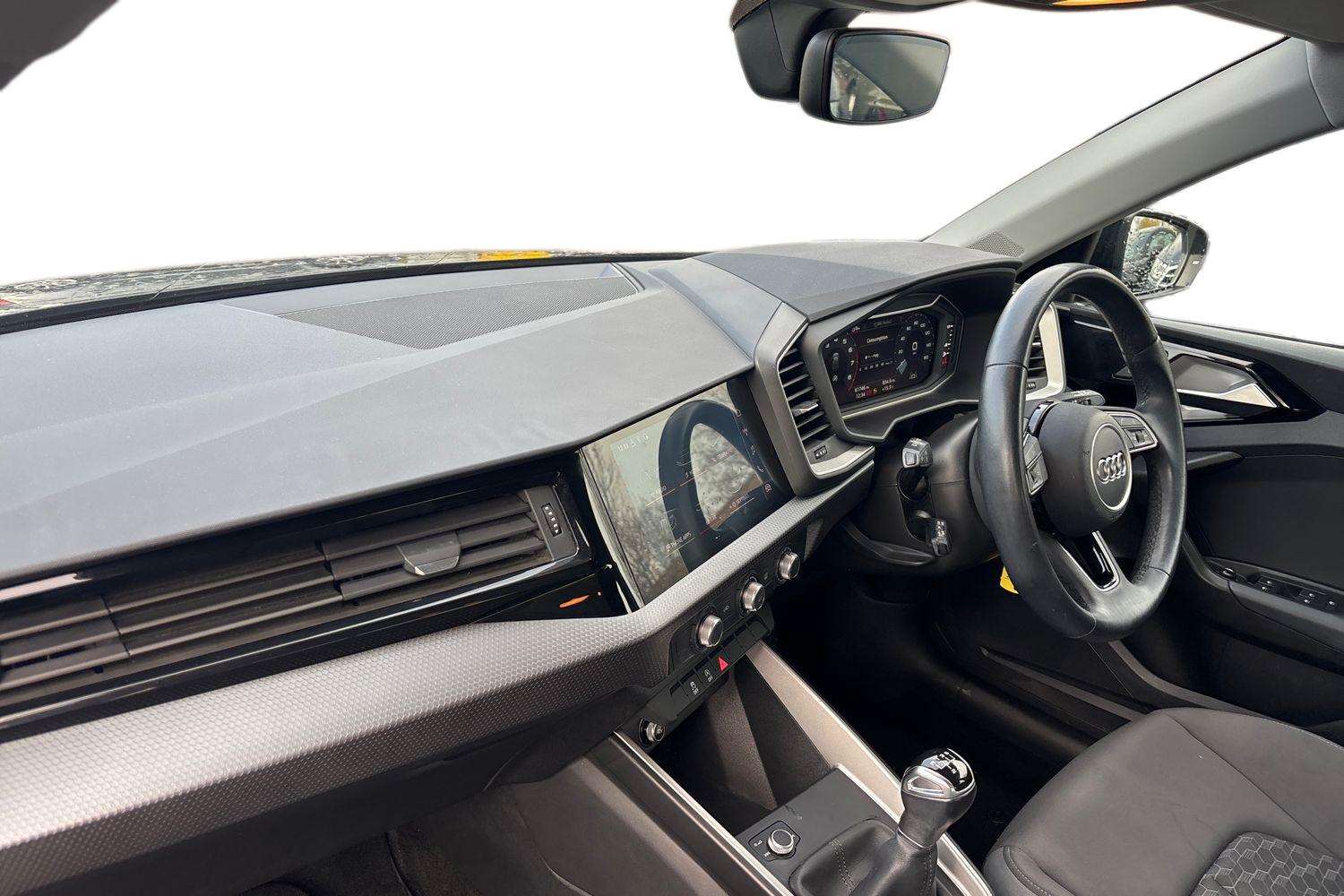 Used Audi A1 2022 for sale - 76501838: Photo 2