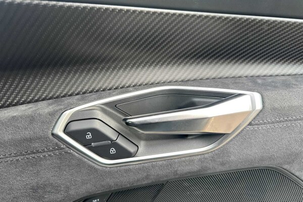 Used Audi e-tron GT 2024 for sale - 74716281: Photo 27