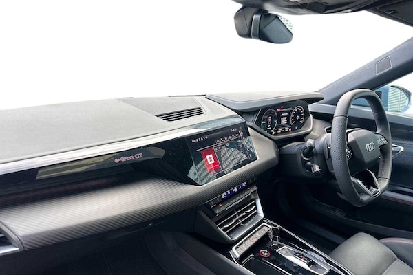 Used Audi e-tron GT 2024 for sale - 74716281: Photo 2