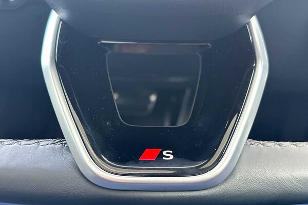 Used Audi e-tron GT 2024 for sale - 74716281: Photo 31
