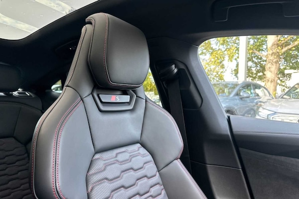 Used Audi e-tron GT 2024 for sale - 74716281: Photo 33
