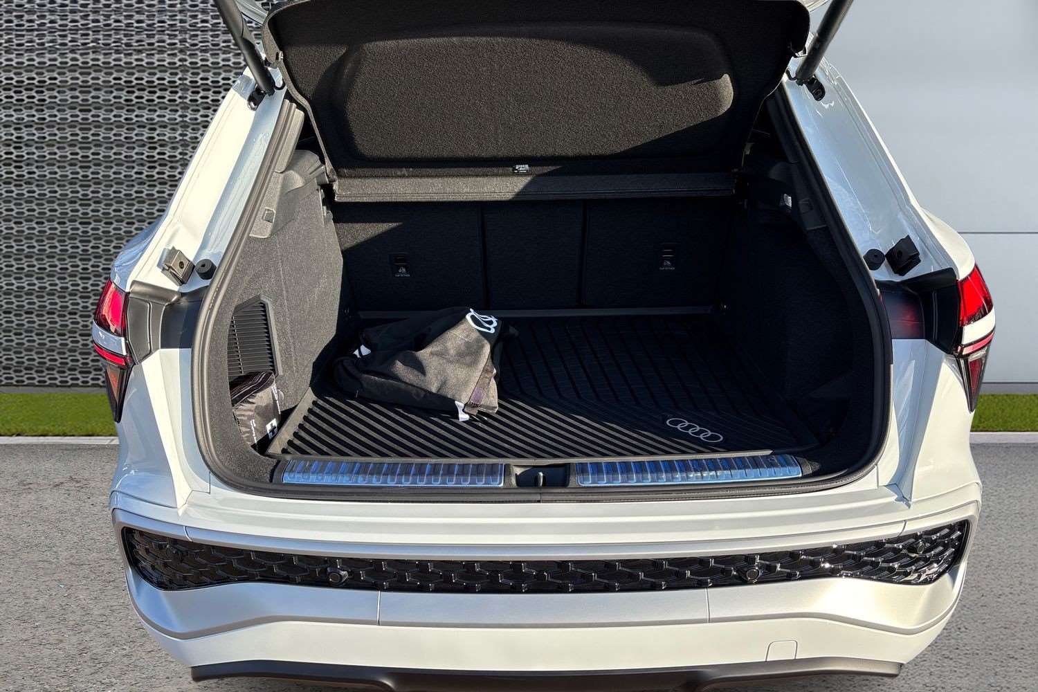 Used Audi Q3 2025 for sale - 77123544: Photo 13