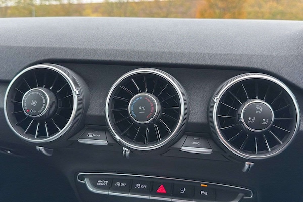 Used Audi TT 2023 for sale - 76262494: Photo 28