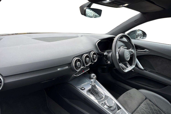 Used Audi TT 2023 for sale - 76262494: Photo 2