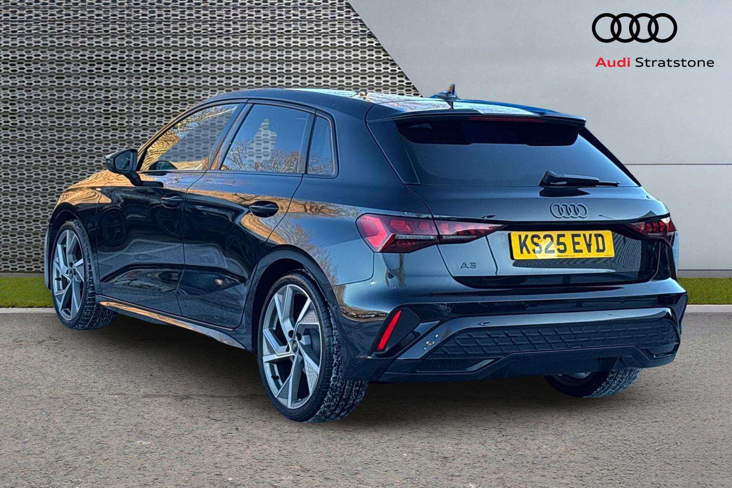 Used Audi A3 2025 for sale - 77577324: Photo 3