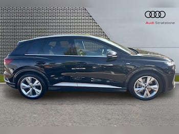 Used Audi Q4 e-tron 2024 for sale - 79672158: Photo