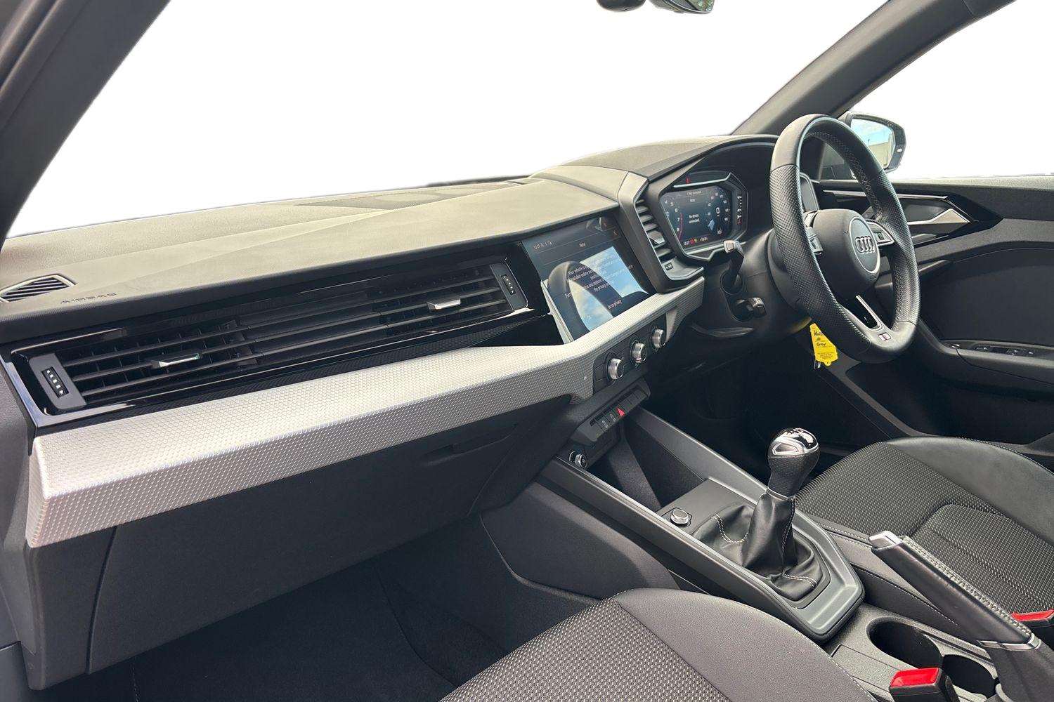 Used Audi A1 2023 for sale - 76475859: Photo 2