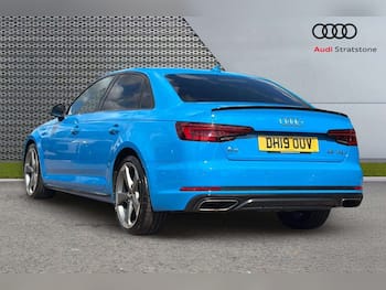 Used Audi A4 2019 for sale - 79702390: Photo