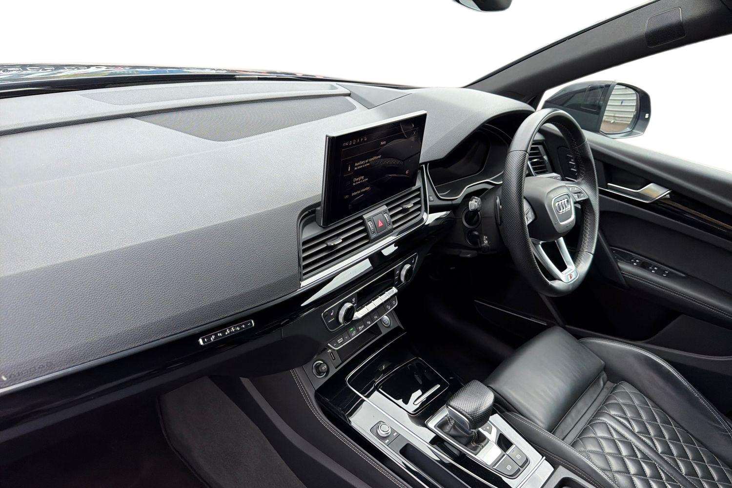 Used Audi Q5 2022 for sale - 76156331: Photo 2