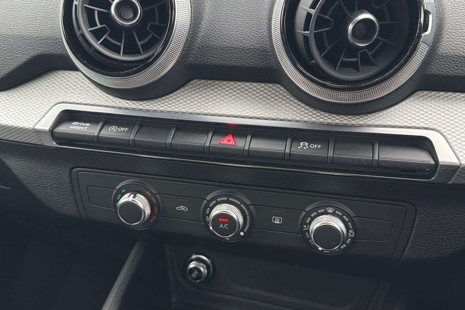 Used Audi Q2 2025 for sale - 76421264: Photo 28