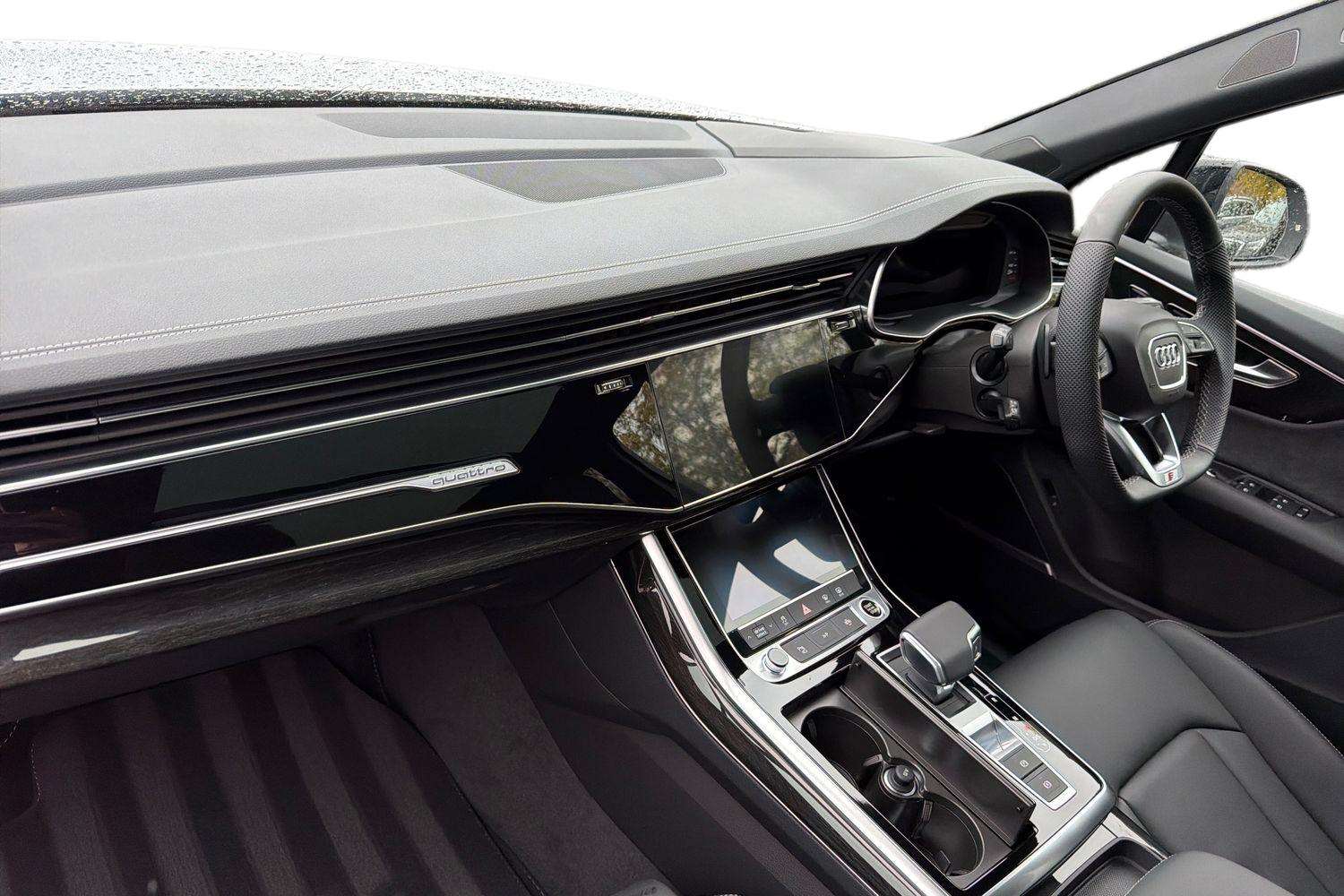 Used Audi Q7 2025 for sale - 76435603: Photo 2