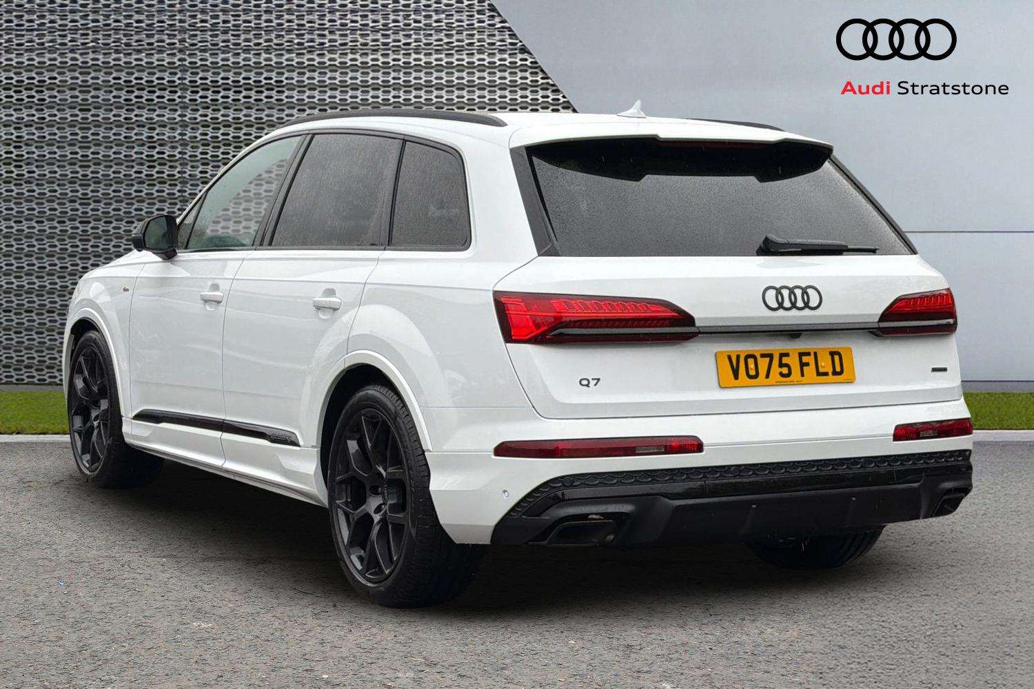 Used Audi Q7 2025 for sale - 76435603: Photo 3