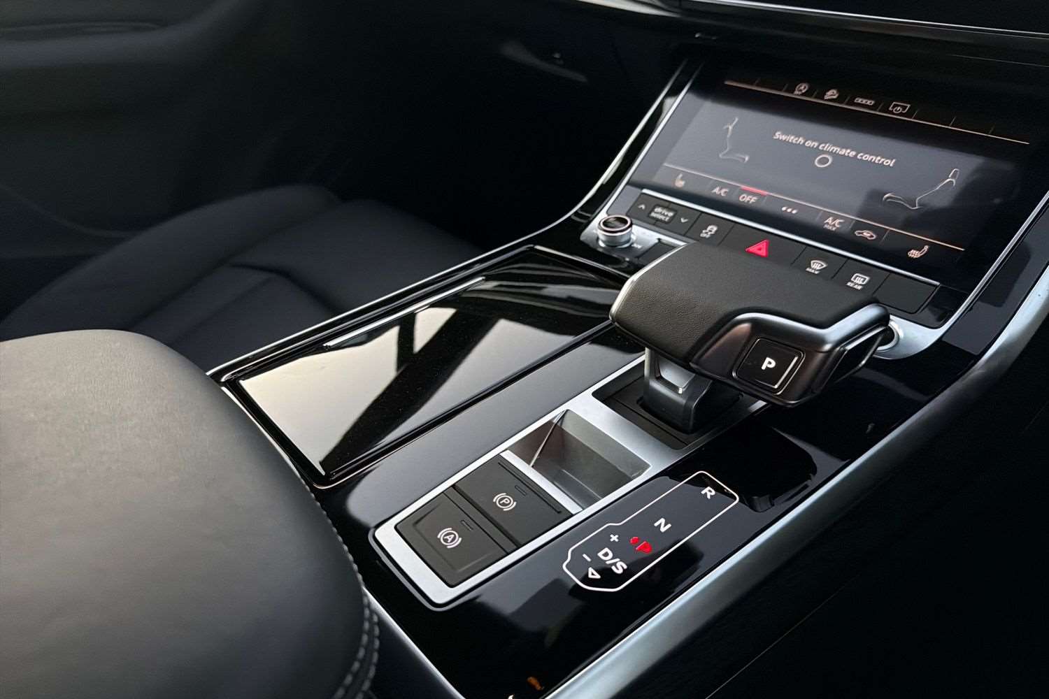 Used Audi Q7 2025 for sale - 77093387: Photo 15