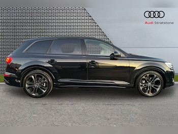 Used Audi Q7 2025 for sale - 77093387: Photo