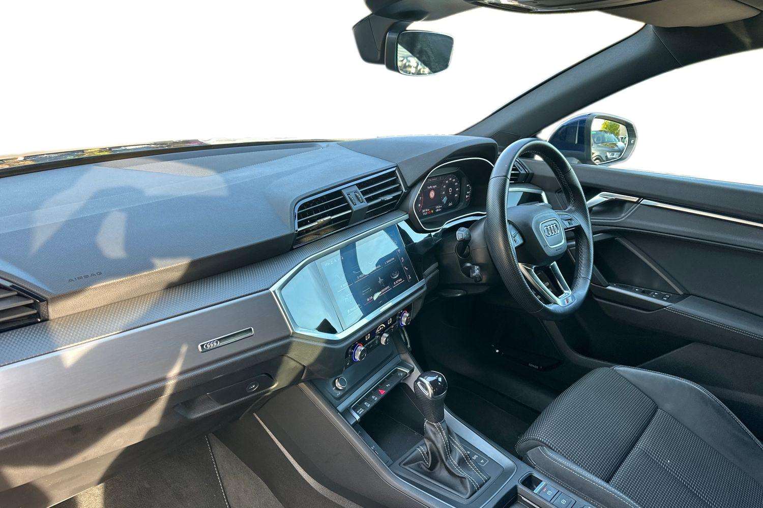 Used Audi Q3 2022 for sale - 76034832: Photo 2