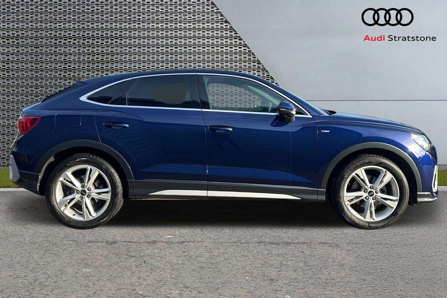 Used Audi Q3 2022 for sale - 76034832: Photo 4