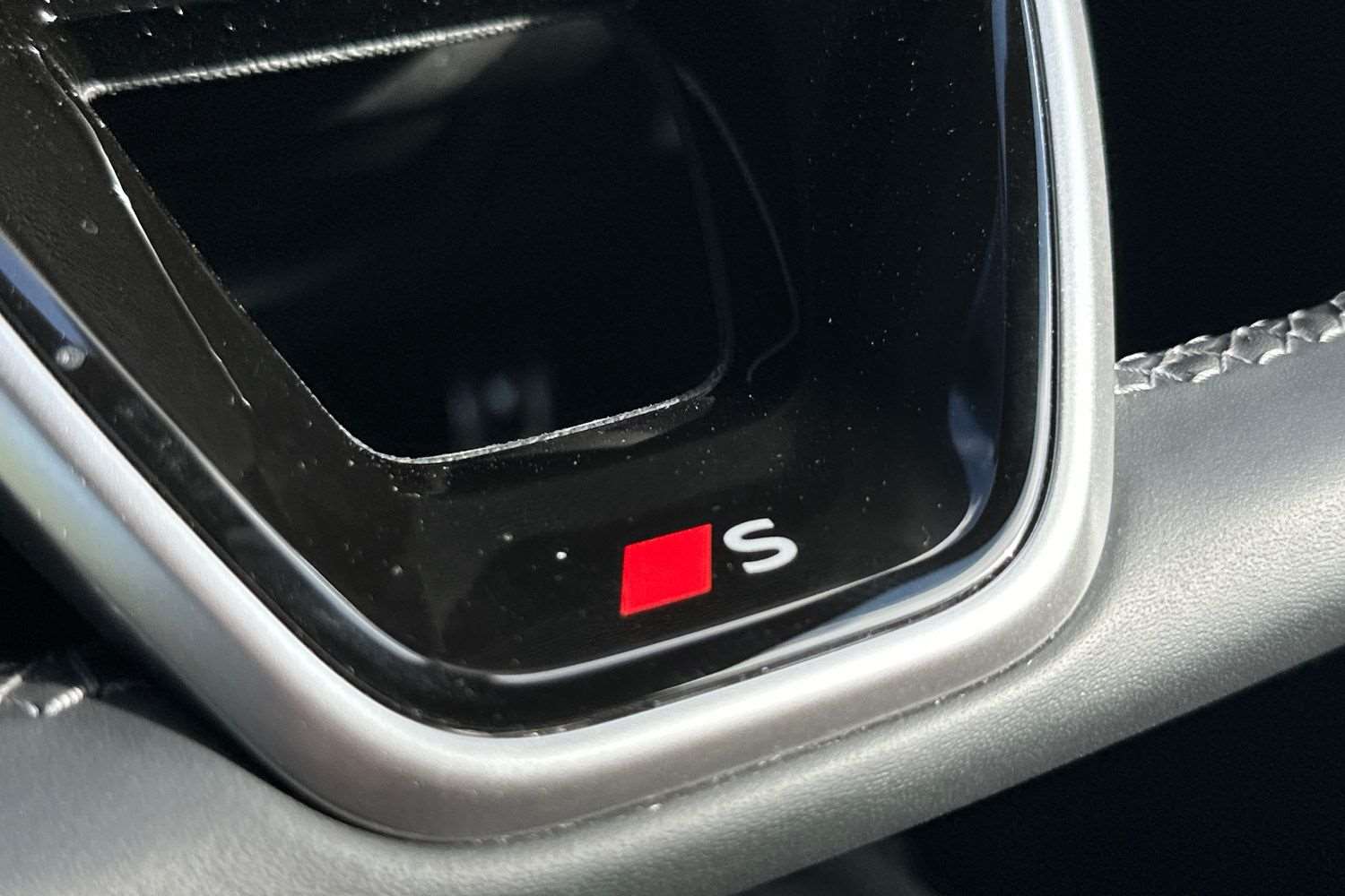 Vehicle 33