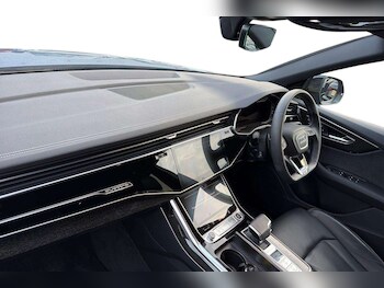 Used Audi Q8 2024 for sale - 76475939: Photo