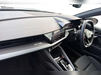 Used Audi RS3 2025 for sale - 77842373: Photo