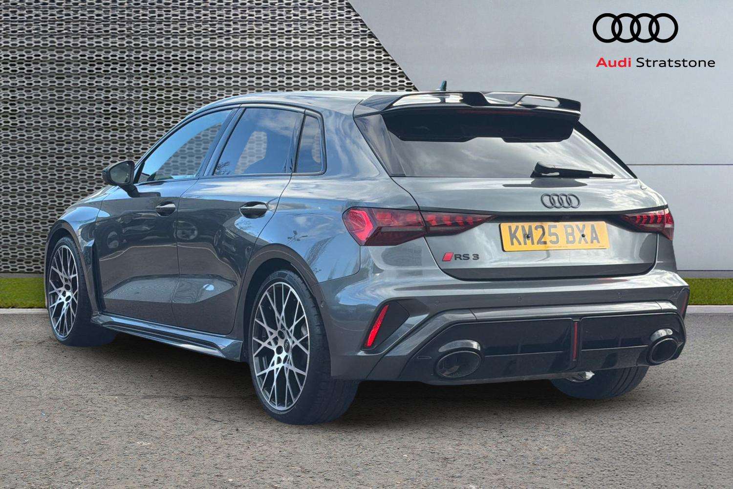 Used Audi RS3 2025 for sale - 77842373: Photo 3