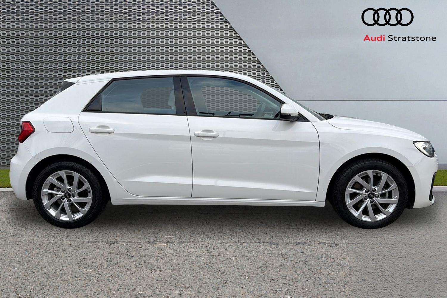 Used Audi A1 2023 for sale - 76475988: Photo 4
