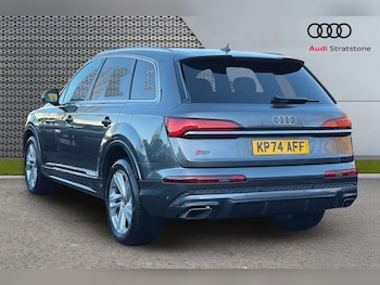 Used Audi Q7 2024 for sale - 77032167: Photo