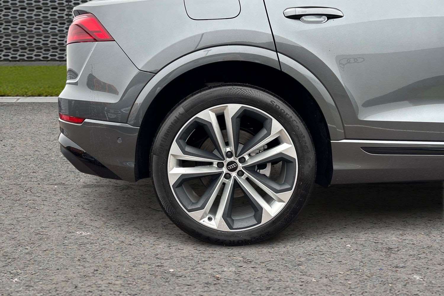 Used Audi Q8 2025 for sale - 77772152: Photo 11