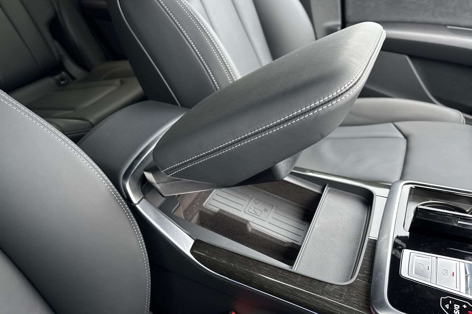 Used Audi Q8 2025 for sale - 77772152: Photo 31