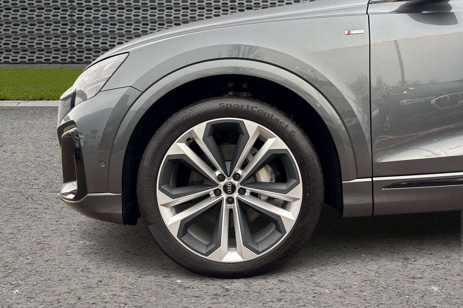 Used Audi Q8 2025 for sale - 77772152: Photo 5