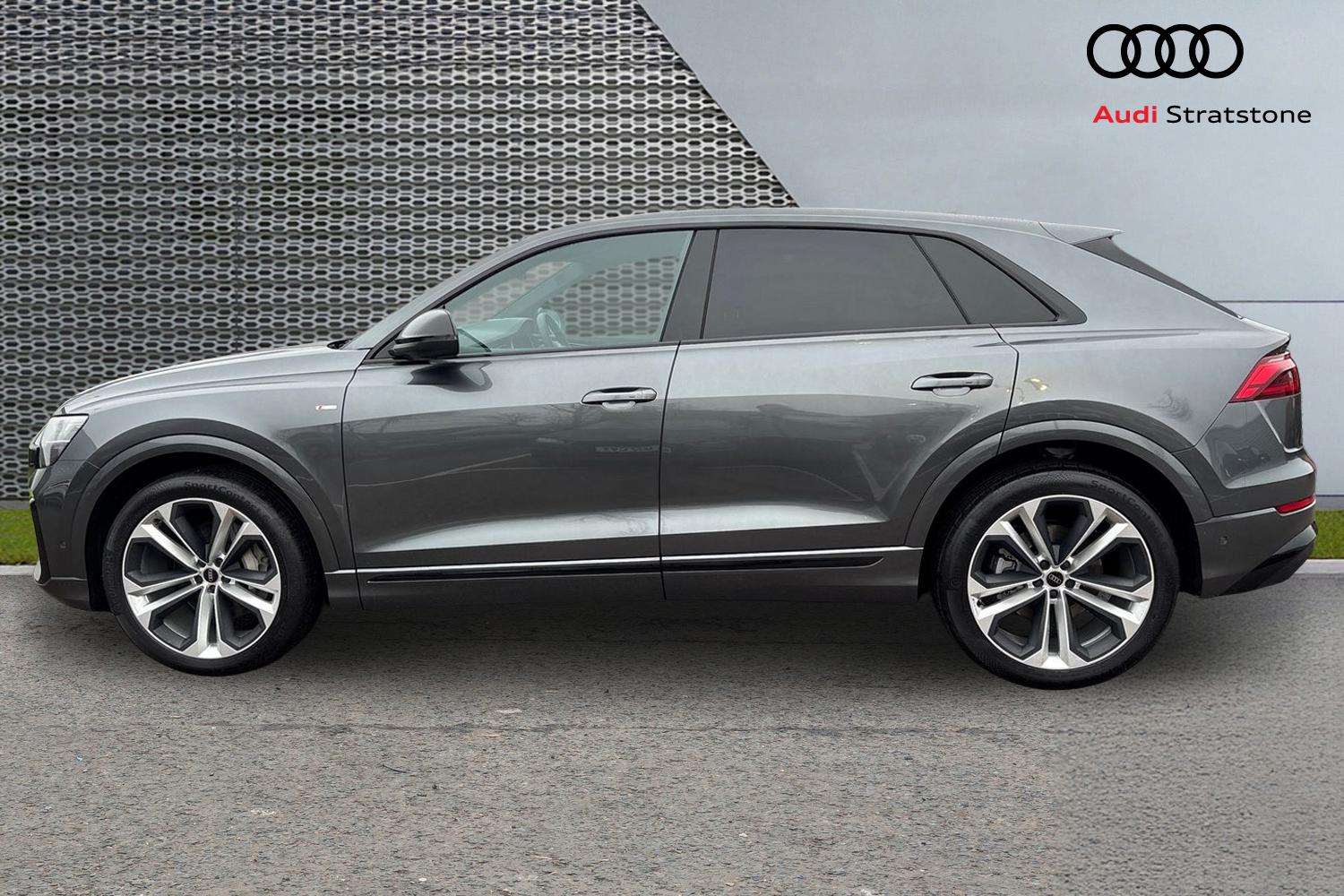 Used Audi Q8 2025 for sale - 77772152: Photo 8