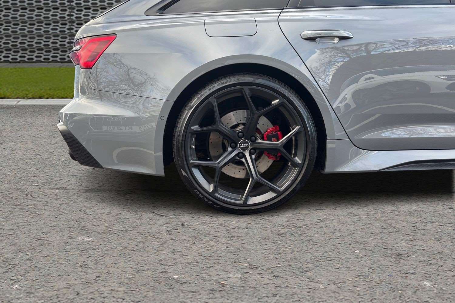 Used Audi RS6 2023 for sale - 76928941: Photo 5