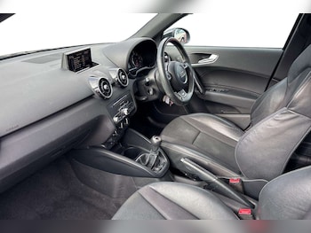 Used Audi A1 2018 for sale - 77842435: Photo